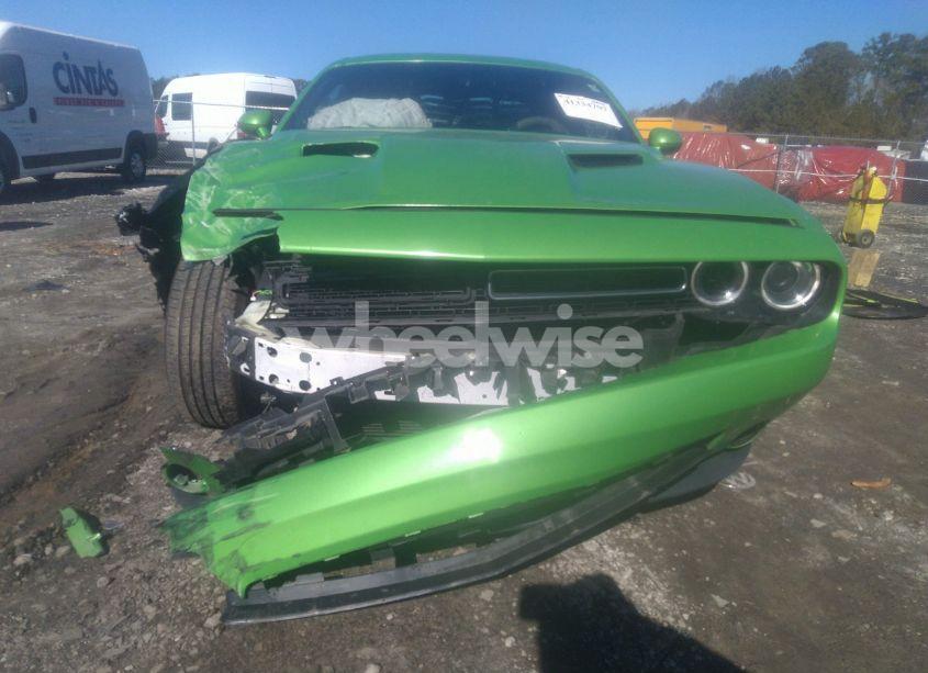 Photo 13 of 2019 Dodge Challenger SXT (VIN 2C3CDZAG6KH694343)