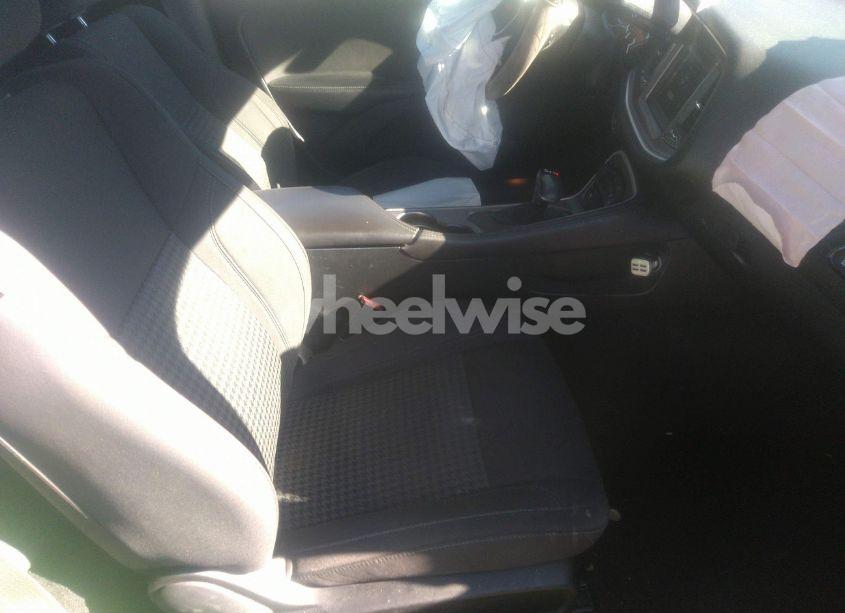 Photo 5 of 2019 Dodge Challenger SXT (VIN 2C3CDZAG6KH694343)