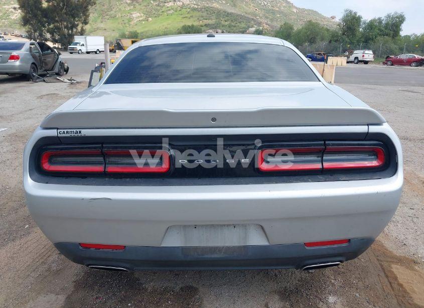 Photo 16 of 2019 Dodge Challenger SXT (VIN 2C3CDZAG6KH751009)