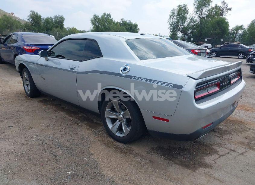 Photo 3 of 2019 Dodge Challenger SXT (VIN 2C3CDZAG6KH751009)