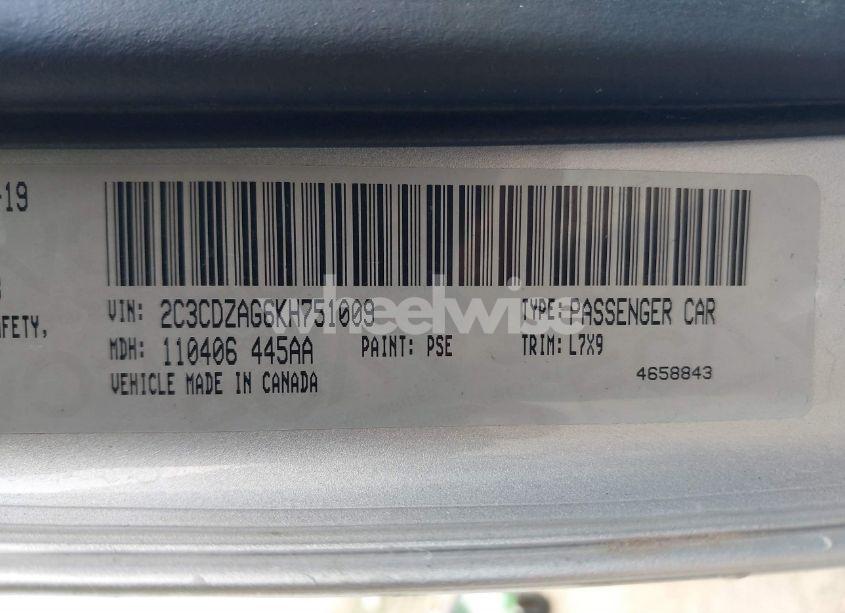 Photo 9 of 2019 Dodge Challenger SXT (VIN 2C3CDZAG6KH751009)