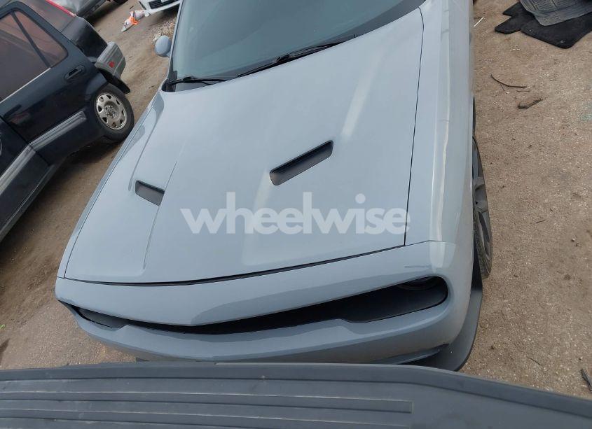 Photo 13 of 2020 Dodge Challenger SXT (VIN 2C3CDZAG6LH214917)