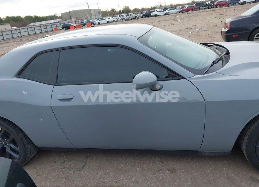Photo 14 of 2020 Dodge Challenger SXT (VIN 2C3CDZAG6LH214917)