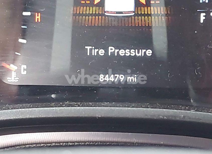 Photo 16 of 2020 Dodge Challenger SXT (VIN 2C3CDZAG6LH214917)