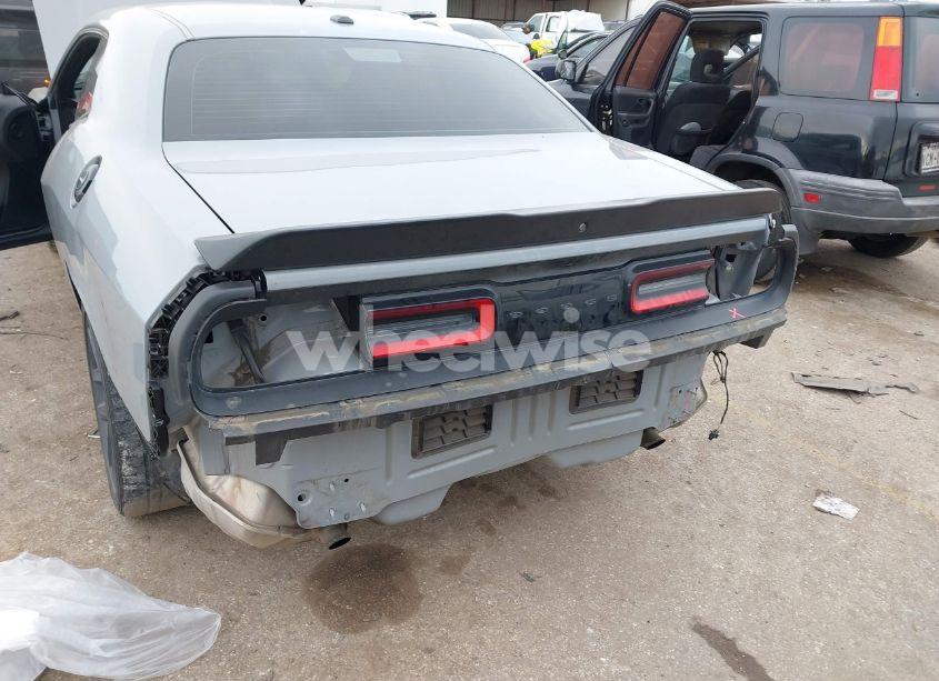 Photo 6 of 2020 Dodge Challenger SXT (VIN 2C3CDZAG6LH214917)
