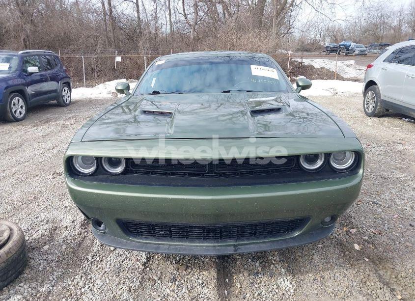 Photo 13 of 2021 Dodge Challenger SXT (VIN 2C3CDZAG6MH573783)
