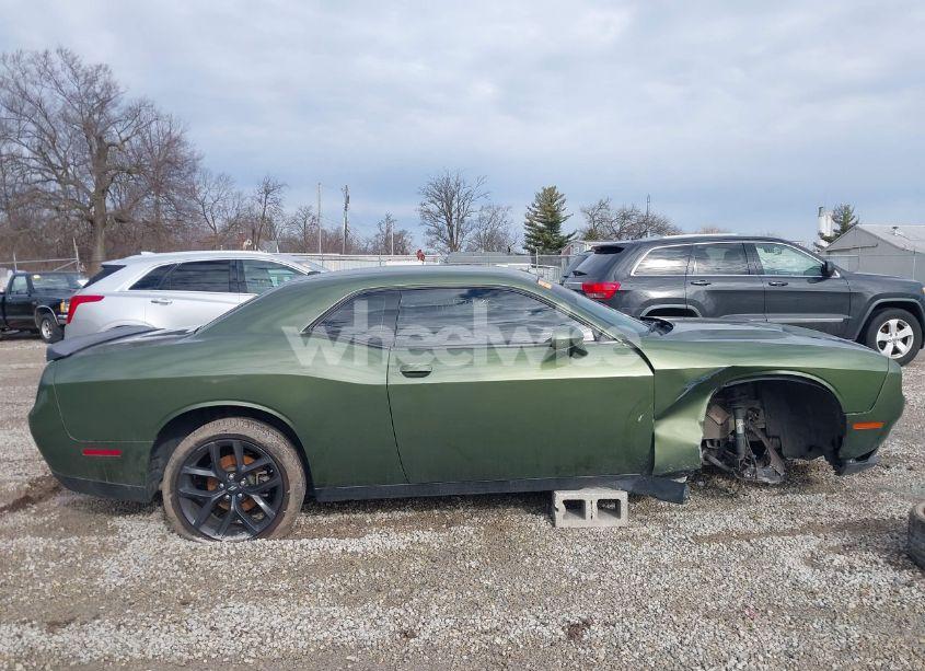 Photo 14 of 2021 Dodge Challenger SXT (VIN 2C3CDZAG6MH573783)