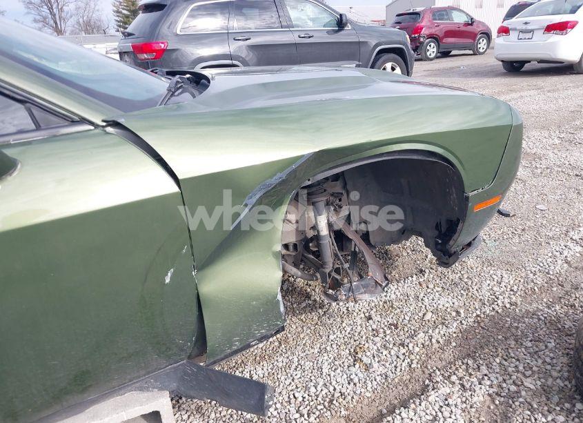 Photo 18 of 2021 Dodge Challenger SXT (VIN 2C3CDZAG6MH573783)
