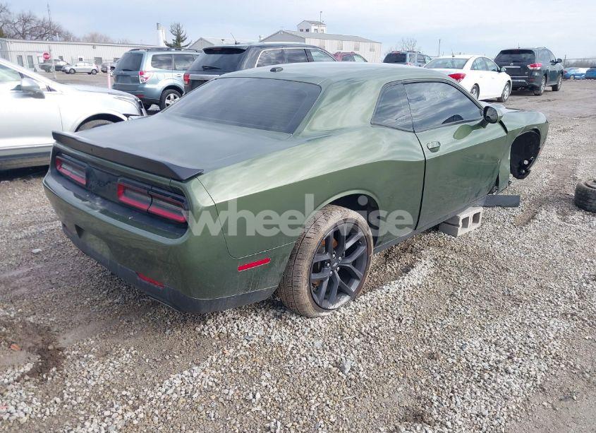 Photo 4 of 2021 Dodge Challenger SXT (VIN 2C3CDZAG6MH573783)