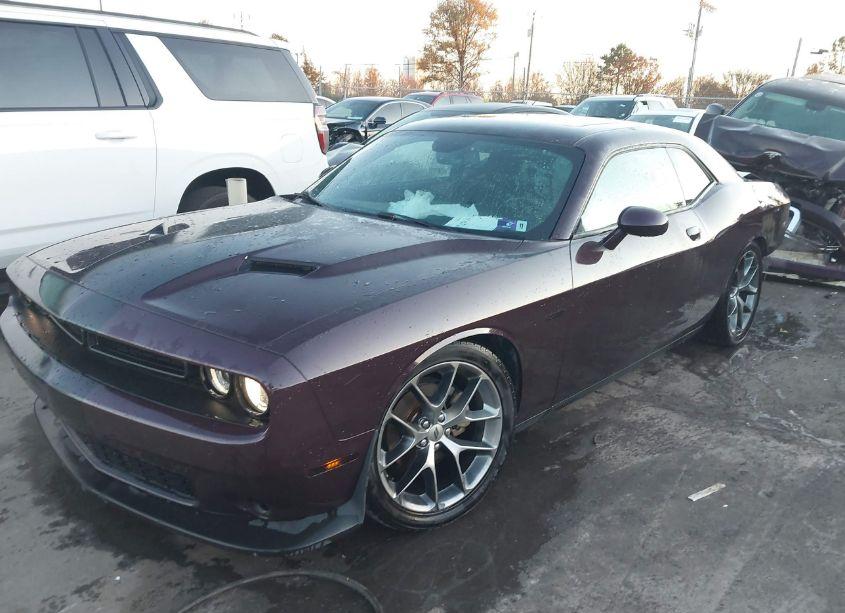 Photo 2 of 2022 Dodge Challenger SXT (VIN 2C3CDZAG6NH200082)