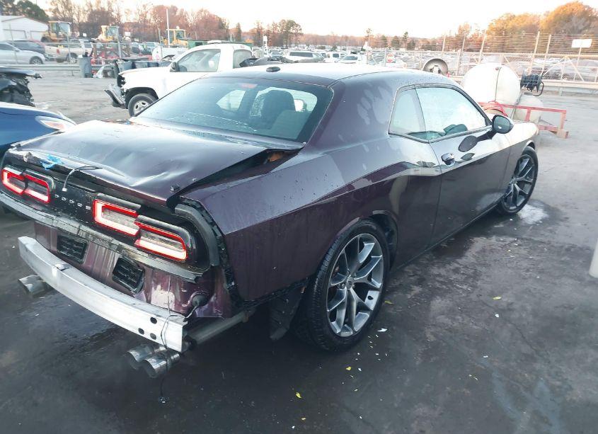 Photo 4 of 2022 Dodge Challenger SXT (VIN 2C3CDZAG6NH200082)