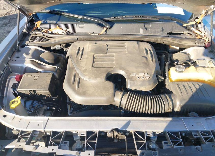 Photo 10 of 2016 Dodge Challenger SXT PLUS (VIN 2C3CDZAG7GH101628)