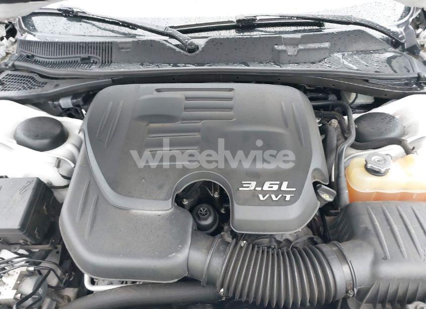 Photo 10 of 2016 Dodge Challenger SXT (VIN 2C3CDZAG7GH145371)