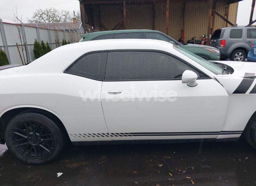 Photo 14 of 2016 Dodge Challenger SXT (VIN 2C3CDZAG7GH145371)