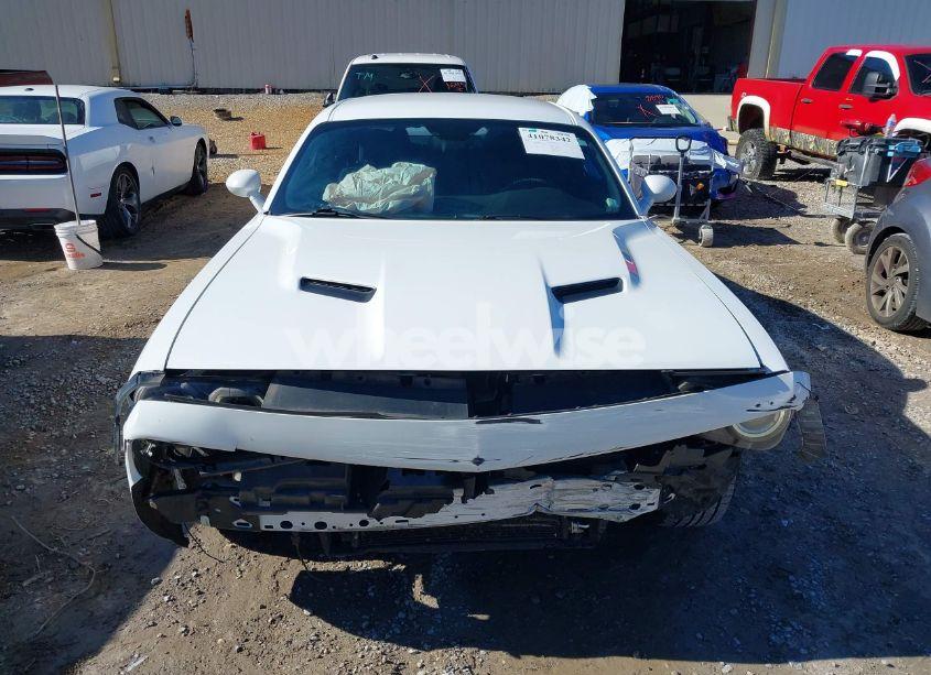 Photo 12 of 2016 Dodge Challenger SXT (VIN 2C3CDZAG7GH158430)