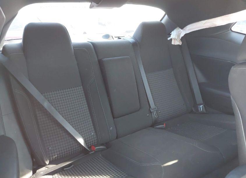 Photo 8 of 2016 Dodge Challenger SXT (VIN 2C3CDZAG7GH172442)
