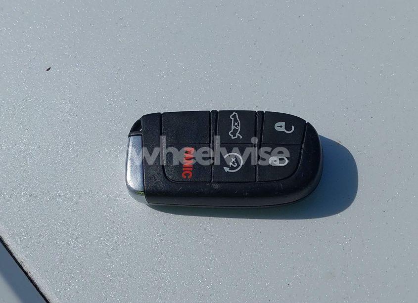 Photo 11 of 2016 Dodge Challenger SXT (VIN 2C3CDZAG7GH213510)