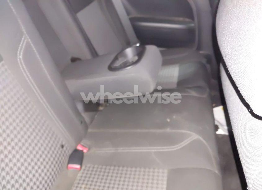 Photo 8 of 2016 Dodge Challenger SXT (VIN 2C3CDZAG7GH236415)