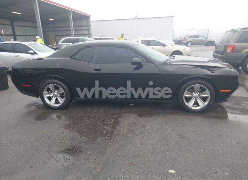 Photo 13 of 2016 Dodge Challenger SXT (VIN 2C3CDZAG7GH275022)