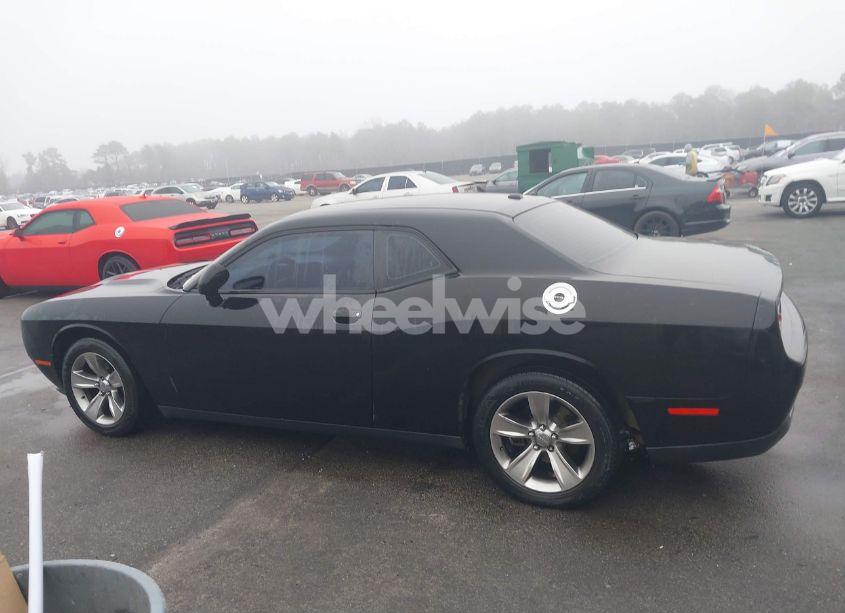 Photo 14 of 2016 Dodge Challenger SXT (VIN 2C3CDZAG7GH275022)