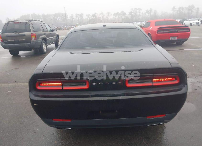 Photo 16 of 2016 Dodge Challenger SXT (VIN 2C3CDZAG7GH275022)