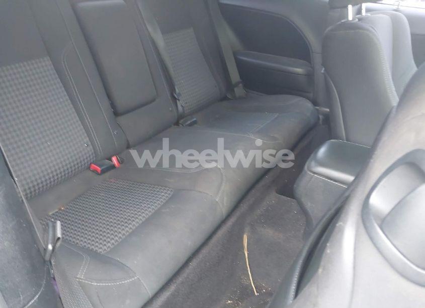 Photo 8 of 2016 Dodge Challenger SXT (VIN 2C3CDZAG7GH275022)