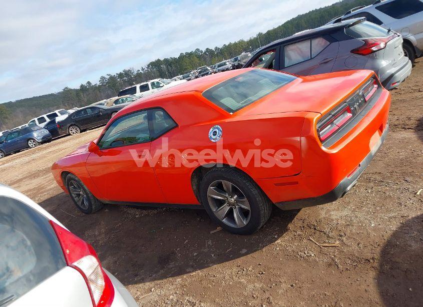 Photo 14 of 2016 Dodge Challenger SXT (VIN 2C3CDZAG7GH305524)