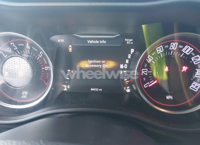 Photo 16 of 2016 Dodge Challenger SXT (VIN 2C3CDZAG7GH351905)