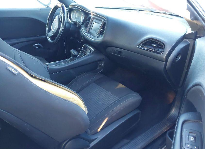 2017 Dodge Challenger SXT (VIN 2C3CDZAG7HH568596) main photo