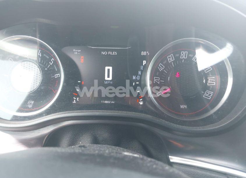 Photo 7 of 2018 Dodge Challenger SXT (VIN 2C3CDZAG7JH132871)