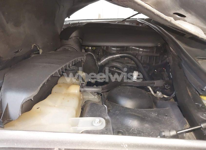 Photo 10 of 2018 Dodge Challenger SXT (VIN 2C3CDZAG7JH178152)