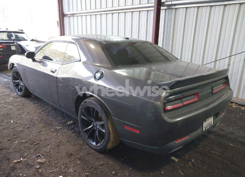 Photo 3 of 2018 Dodge Challenger SXT (VIN 2C3CDZAG7JH178152)