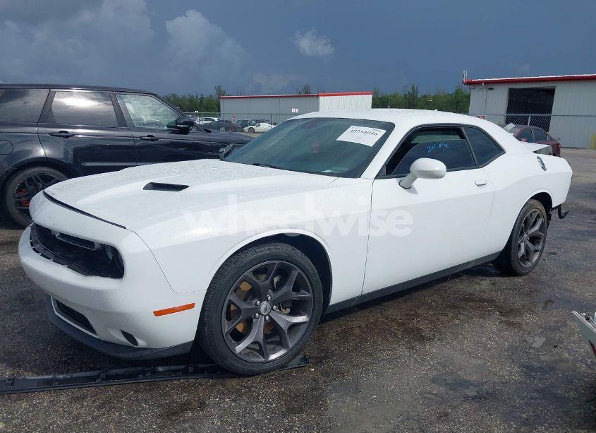 Photo 2 of 2018 Dodge Challenger SXT PLUS (VIN 2C3CDZAG7JH327692)
