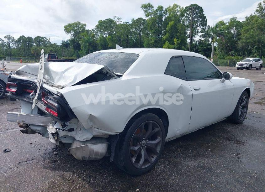 Photo 4 of 2018 Dodge Challenger SXT PLUS (VIN 2C3CDZAG7JH327692)