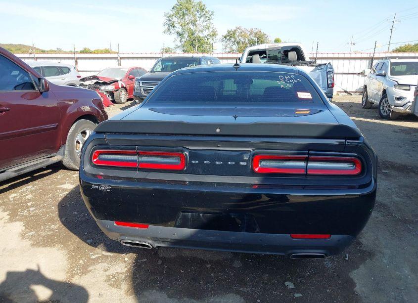 Photo 16 of 2019 Dodge Challenger SXT (VIN 2C3CDZAG7KH551305)