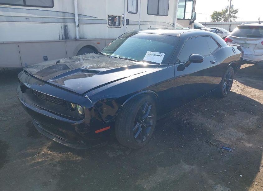 Photo 2 of 2019 Dodge Challenger SXT (VIN 2C3CDZAG7KH551305)