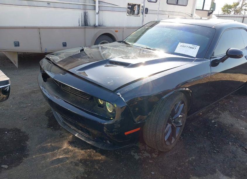 Photo 6 of 2019 Dodge Challenger SXT (VIN 2C3CDZAG7KH551305)