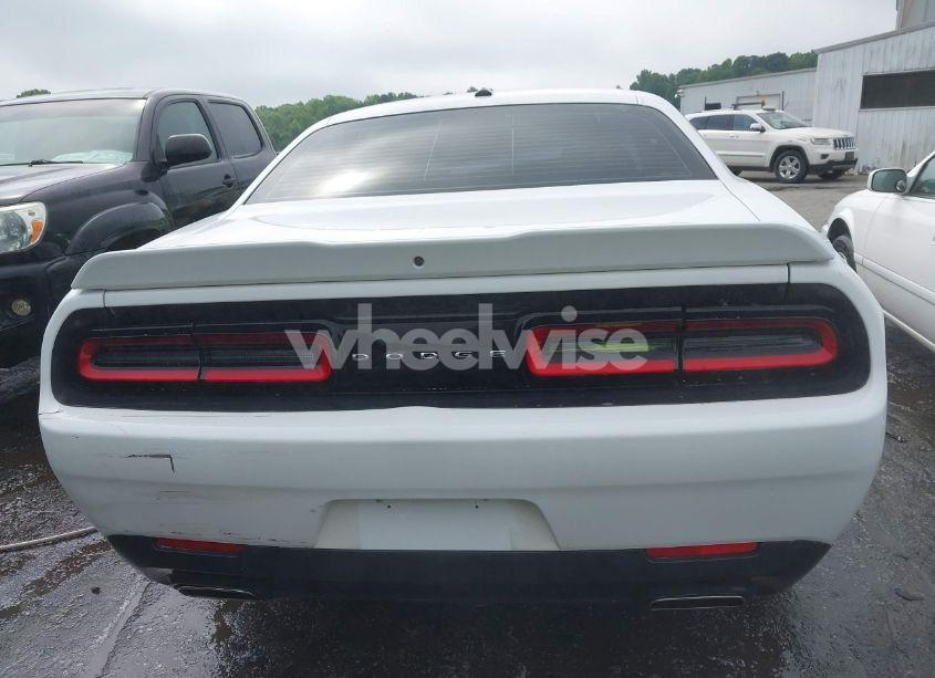 Photo 16 of 2019 Dodge Challenger SXT (VIN 2C3CDZAG7KH670018)