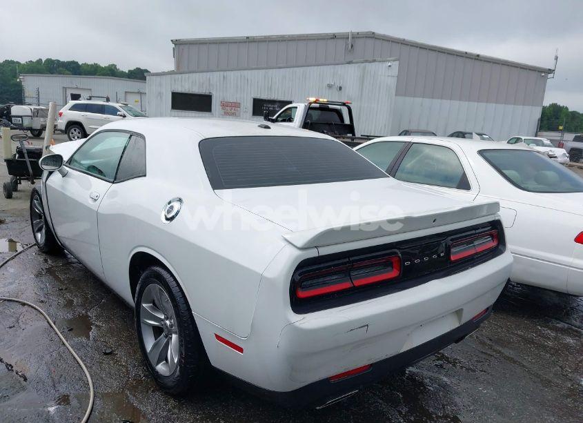Photo 3 of 2019 Dodge Challenger SXT (VIN 2C3CDZAG7KH670018)