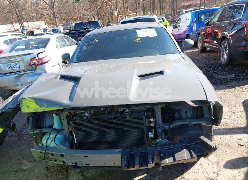 Photo 13 of 2019 Dodge Challenger SXT (VIN 2C3CDZAG7KH712154)