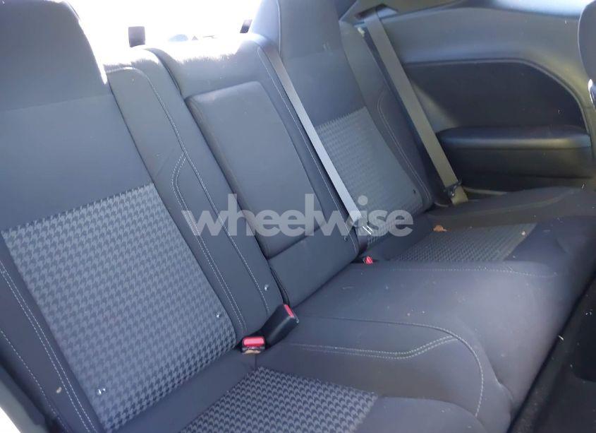 Photo 8 of 2019 Dodge Challenger SXT (VIN 2C3CDZAG7KH712154)