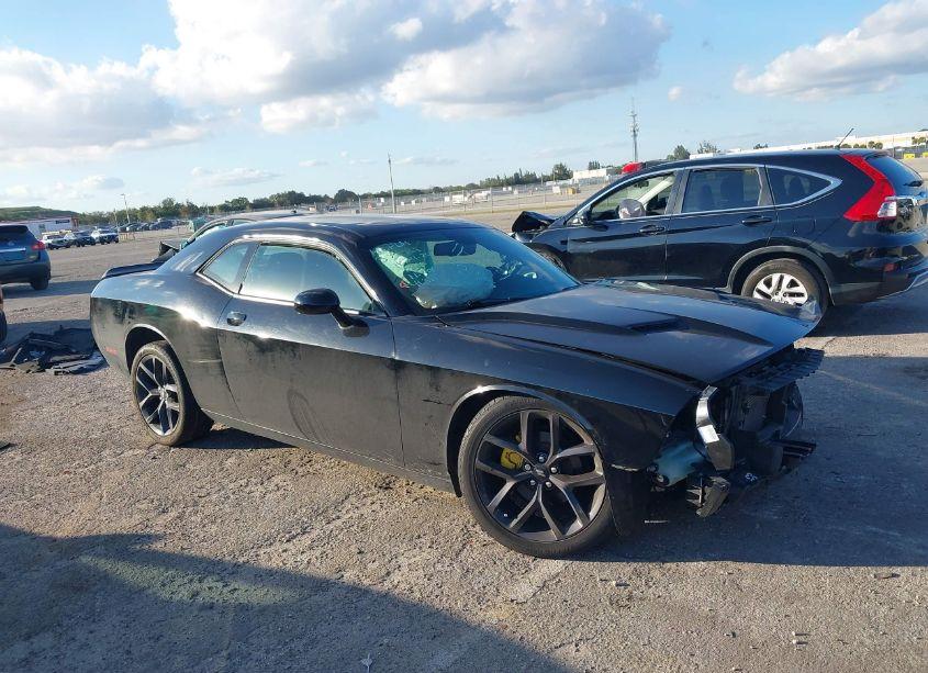 2019 Dodge Challenger SXT (VIN 2C3CDZAG7KH741346) main photo