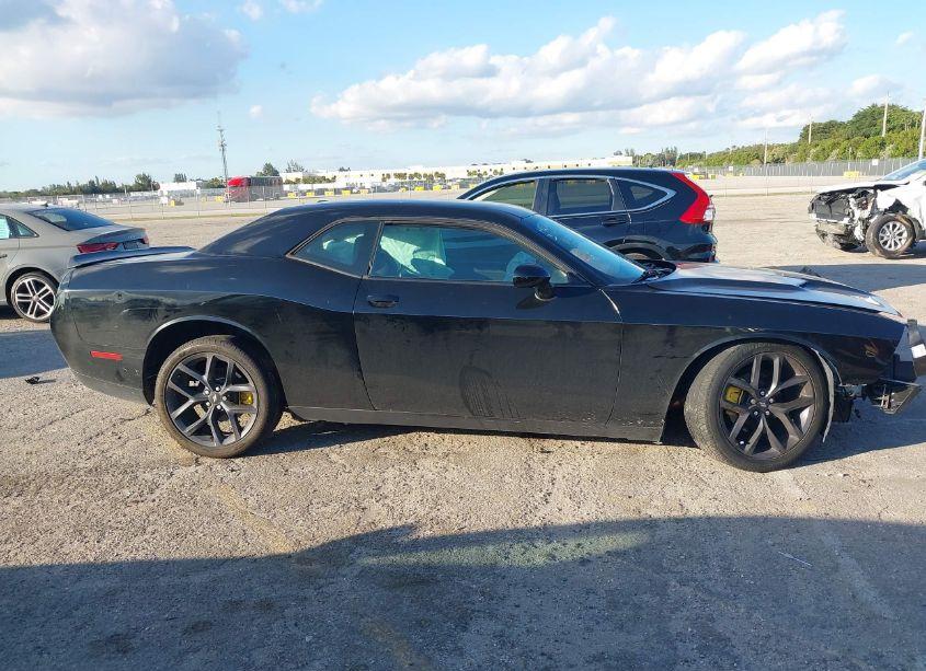 Photo 13 of 2019 Dodge Challenger SXT (VIN 2C3CDZAG7KH741346)