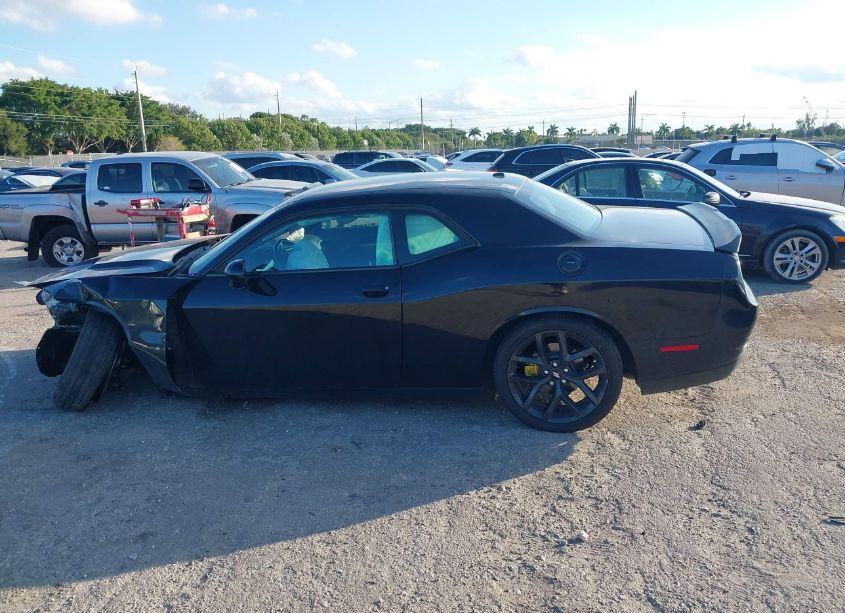 Photo 14 of 2019 Dodge Challenger SXT (VIN 2C3CDZAG7KH741346)