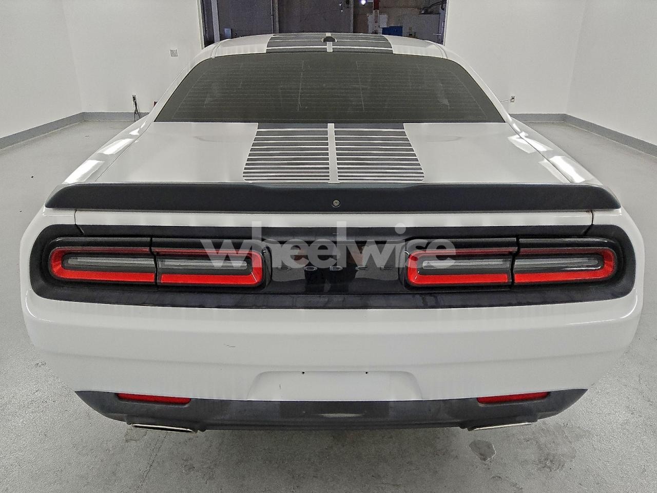 Photo 6 of 2020 DODGE CHALLENGER SXT (VIN 2C3CDZAG7LH161595)