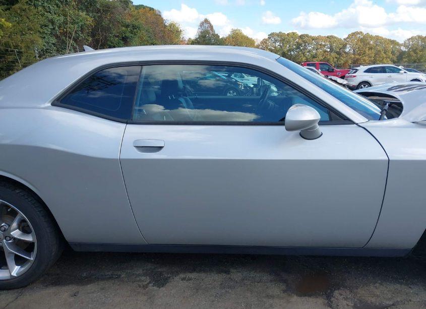 Photo 13 of 2021 Dodge Challenger SXT (VIN 2C3CDZAG7MH531316)