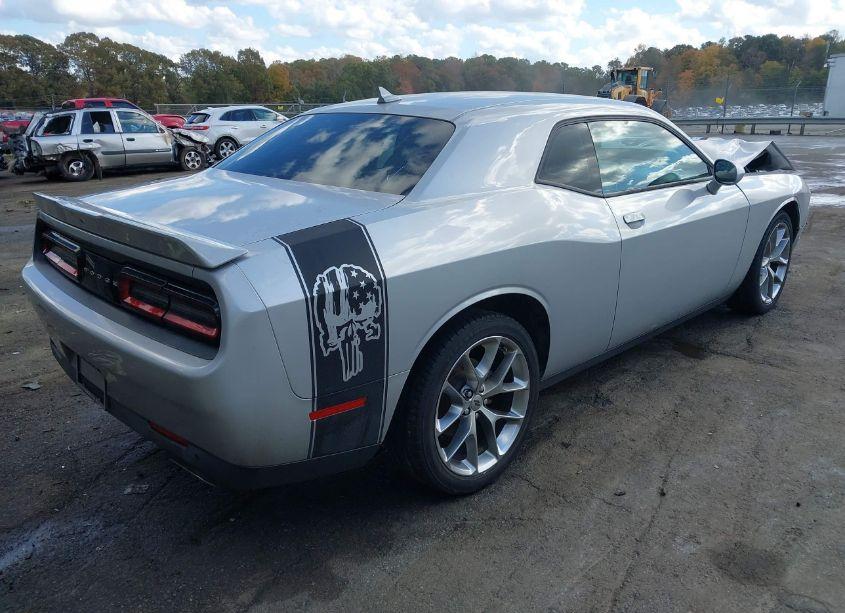 Photo 4 of 2021 Dodge Challenger SXT (VIN 2C3CDZAG7MH531316)