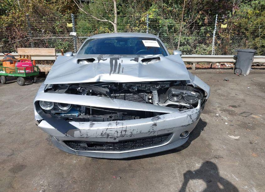 Photo 6 of 2021 Dodge Challenger SXT (VIN 2C3CDZAG7MH531316)