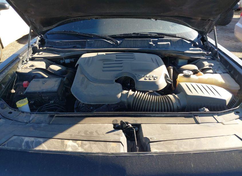 Photo 10 of 2021 Dodge Challenger SXT (VIN 2C3CDZAG7MH542669)