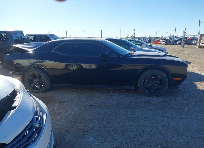 Photo 13 of 2021 Dodge Challenger SXT (VIN 2C3CDZAG7MH542669)